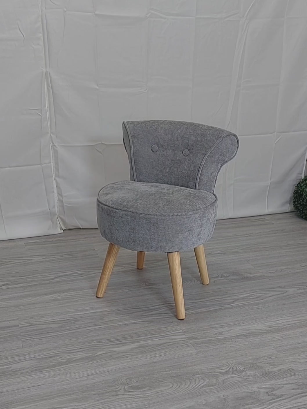 Carica il video: 